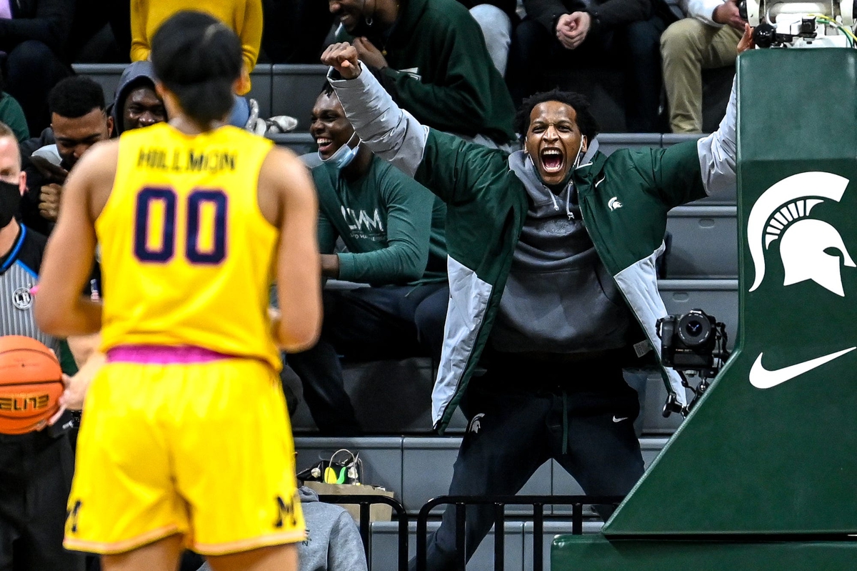 Michigan Basketball 2022 Schedule Iowa Vs. Michigan State: Live Stream, Tv Channel, Start Time | 2/22/2022 -  How To Watch And Stream Major League & College Sports - Sports Illustrated.