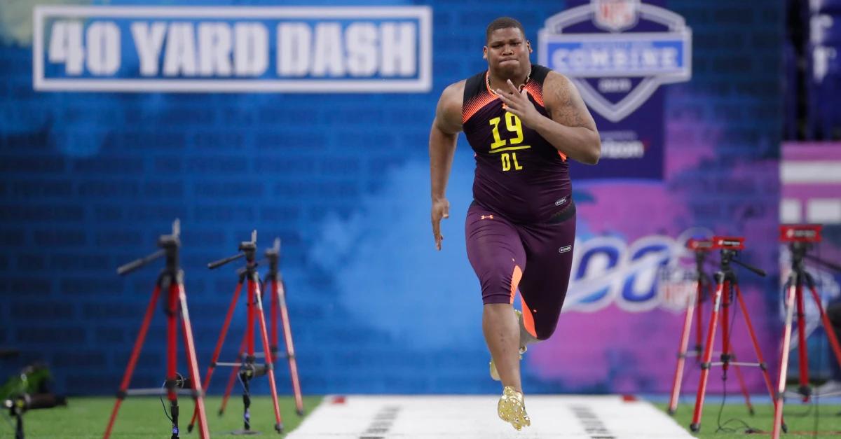 Quinnen Williams runs the the 40-yard dash at the NFL Combine