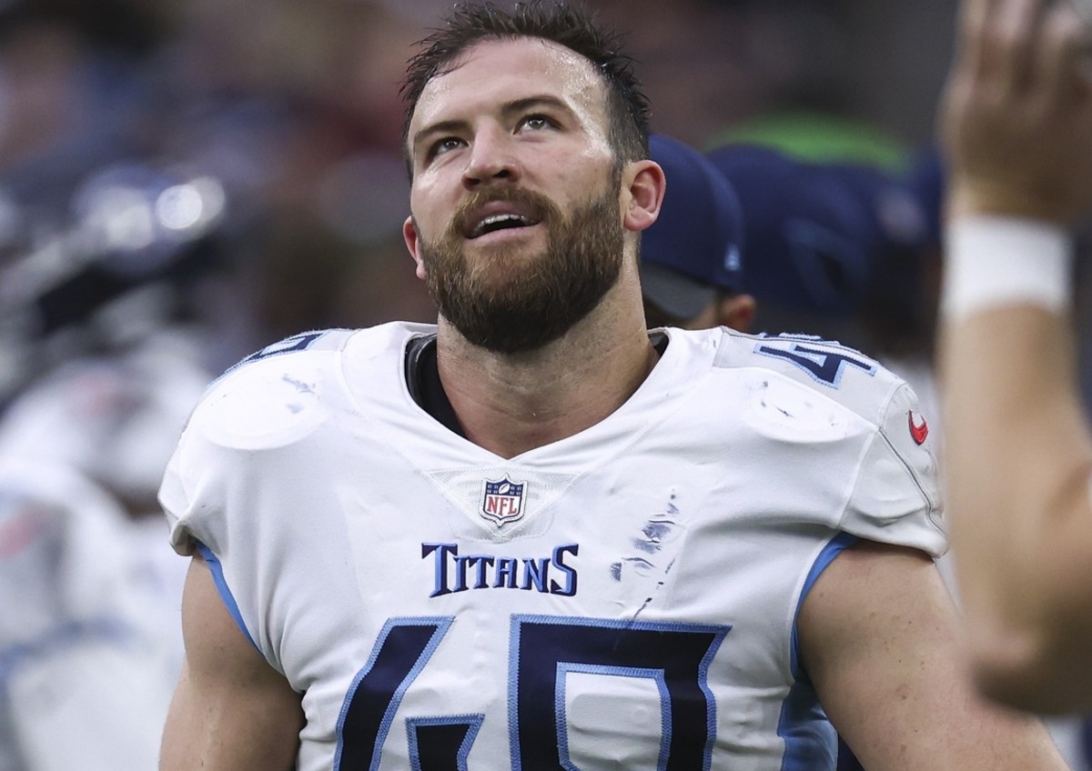 Tennessee Titans linebacker Nick Dzubnar (49) during the game against the Houston Texans at NRG Stadium.