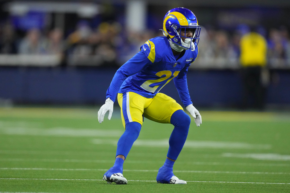 Jan 17, 2022; Inglewood, California, USA; Los Angeles Rams cornerback Donte' Deayon (21) against the Arizona Cardinals during the second half of an NFC Wild Card playoff football game at SoFi Stadium. The Rams defeated the Cardinals 34-11. Mandatory Credit: Kirby Lee-USA TODAY Sports