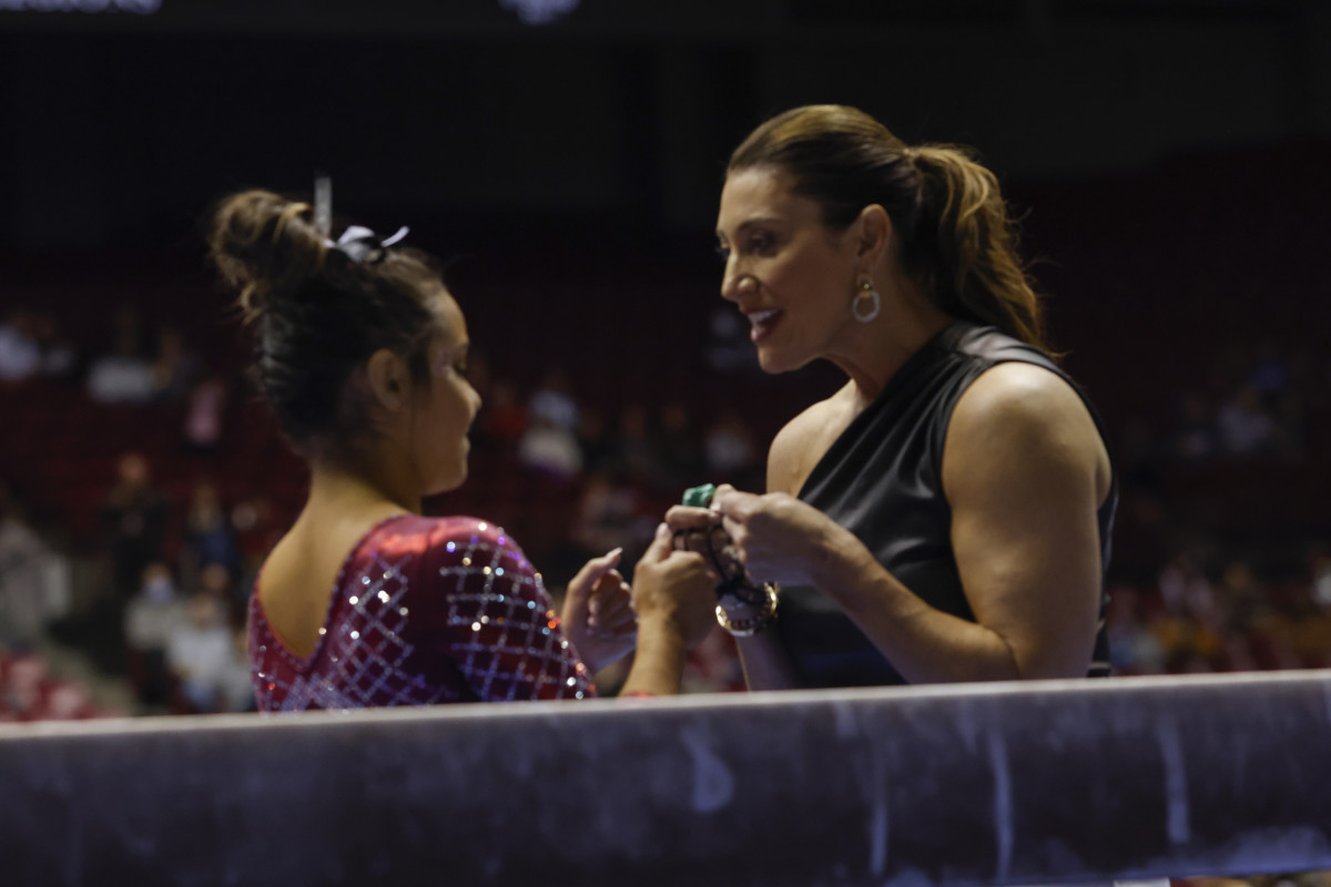 Dana Duckworth and Ella Burgess before beam