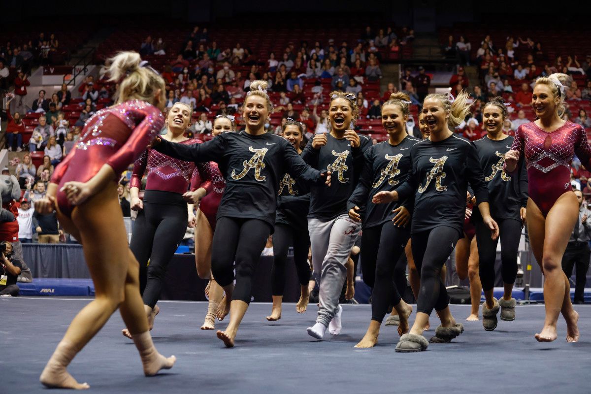 The Extra Point: Previewing a Big Weekend for Alabama Gymnastics - Vimarsana News