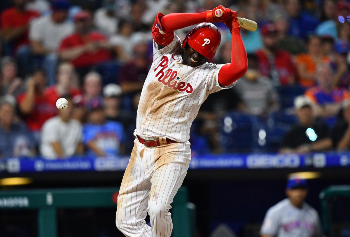 Didi Gregorius is hit by a pitch in August against the New York Mets.