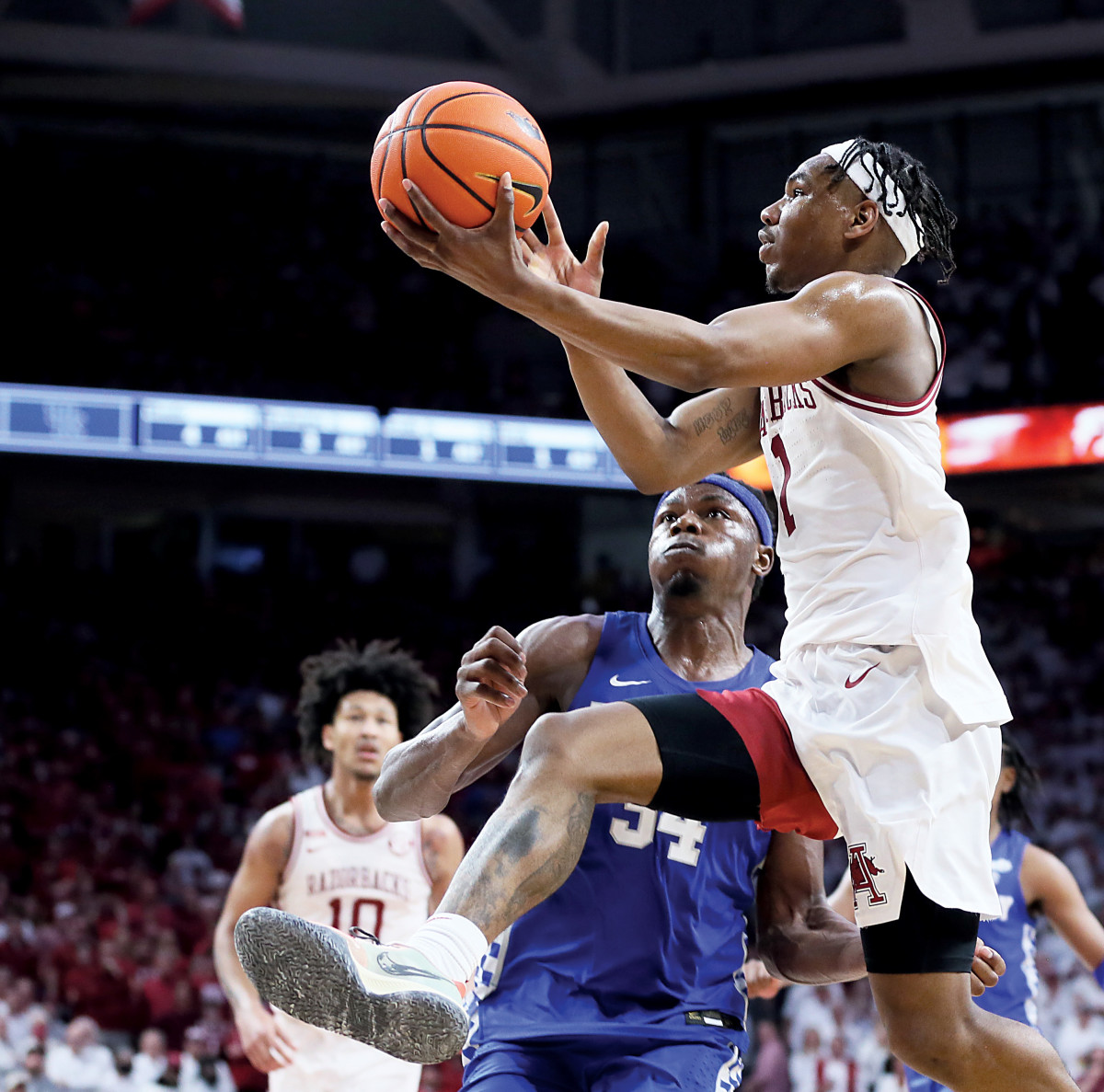J.D. Notae eats up Kentucky's Oscar Tshiebwe in a win at Bud Walton Arena over the No. 6 Kentucky Wildcats.