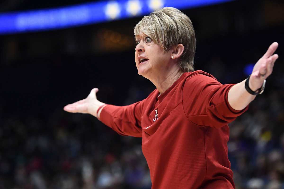 Alabama Women's Basketball Drops First Game of the Season at USF - Sports  Illustrated Alabama Crimson Tide News, Analysis and More