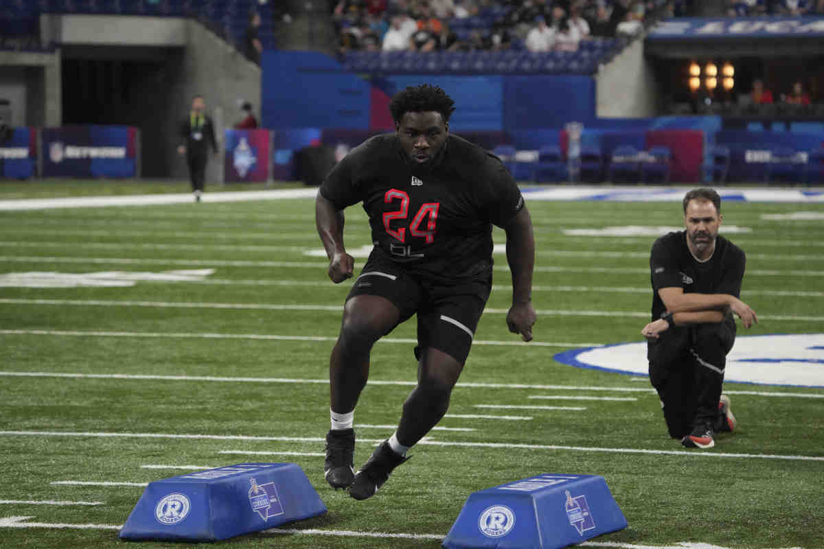 Mar 5, 2022; Indianapolis, IN, USA; Georgia defensive lineman Devonte Wyatt (DL24) goes through drills during the 2022 NFL Scouting Combine at Lucas Oil Stadium. Mandatory Credit: Kirby Lee-USA TODAY Sports