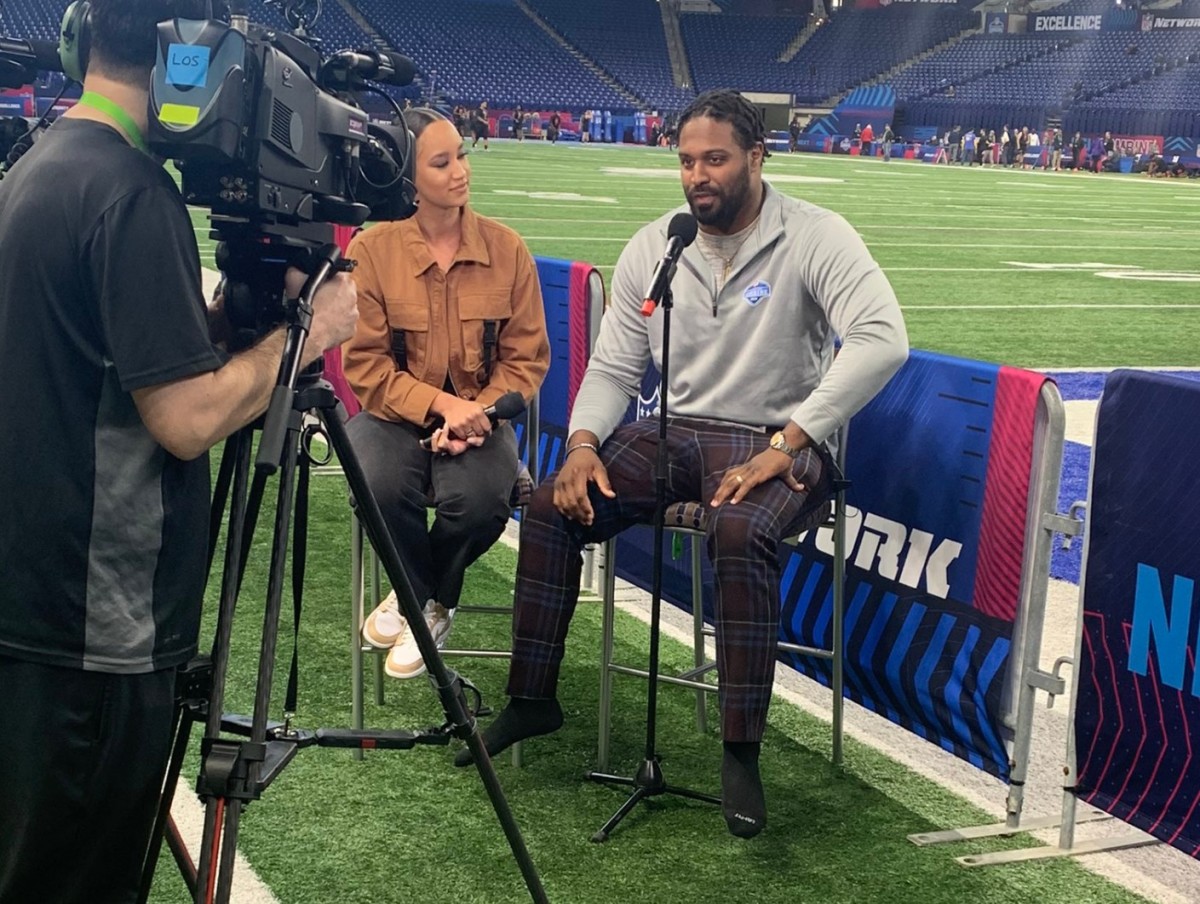 Cam Jordan Sacked His Shoes to Help a Draft Prospect Run Drills at the NFL Combine