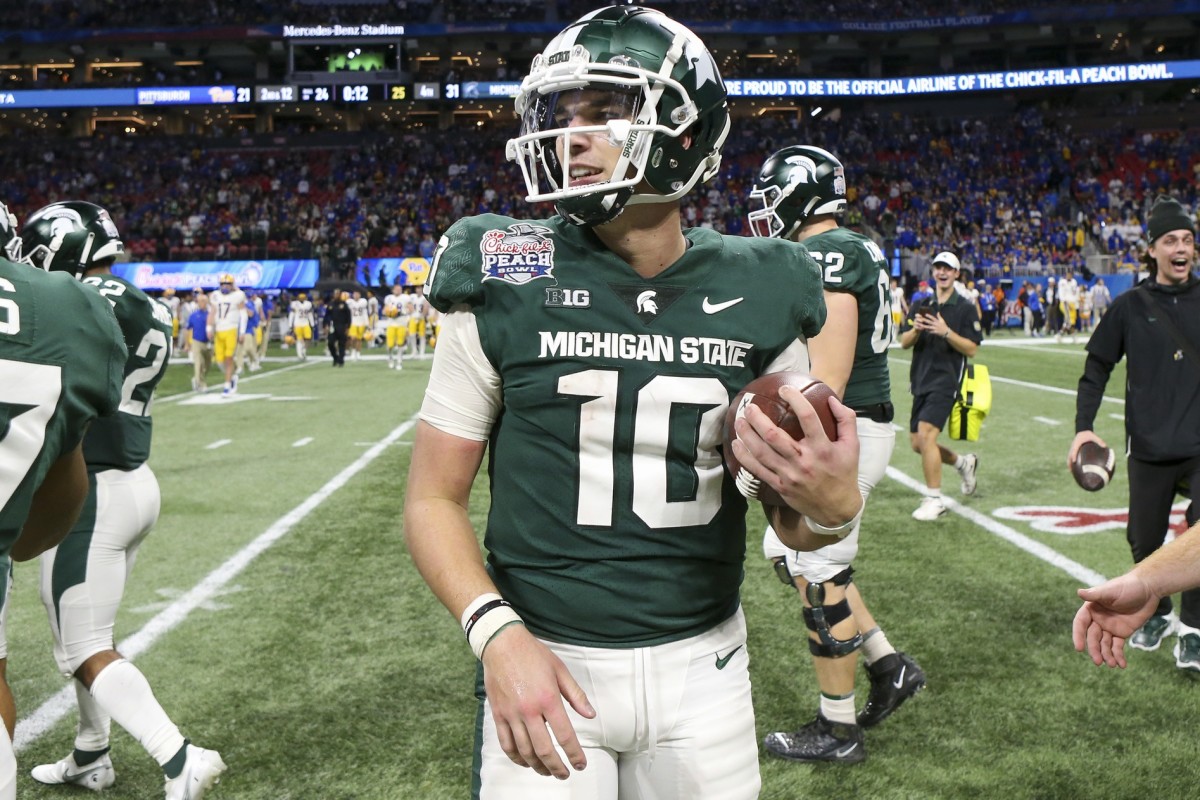 Where Athlon Sports Ranks Michigan State S Payton Thorne Among Big Ten Qbs Sports Illustrated Michigan State Spartans News Analysis And More