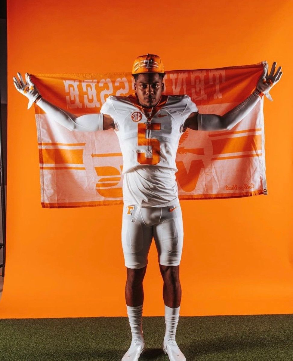 Dakaari Nelson Tennessee