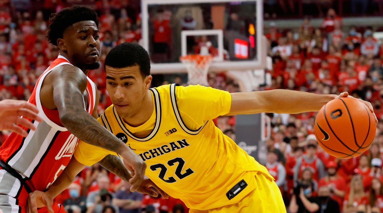 Michigan beats Ohio State in regular season finale - Vimarsana News