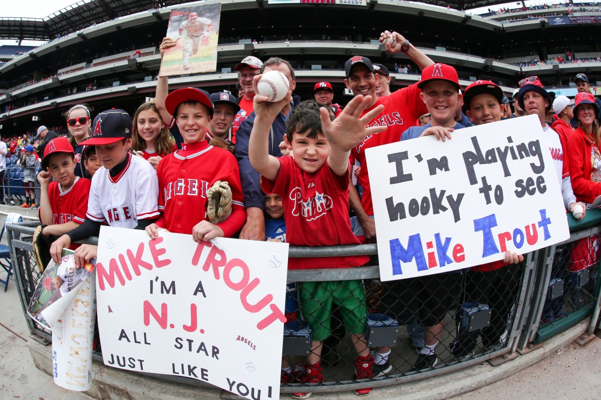Hometown Phillies fans cheer Mike Trout from from the stands at Citizens Bank Park.