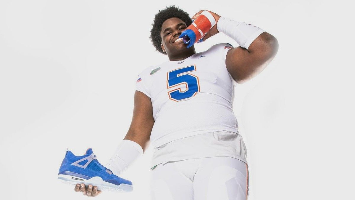 OT Payton Kirkland Lists Florida Gators in Top 5 - Vimarsana News