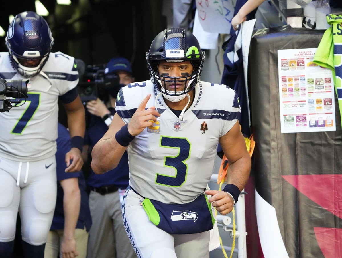 Russell Wilson is coming to the AFC West Sports