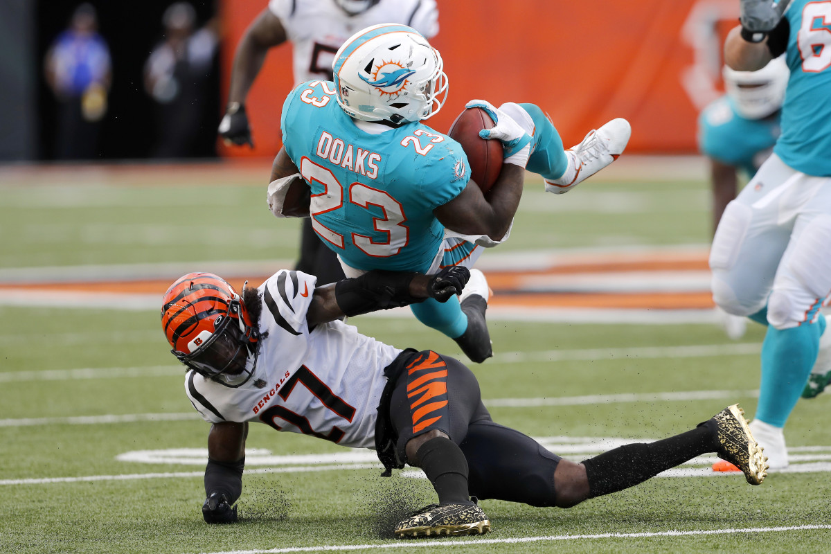 Indianapolis Colts Sign FreeAgent Cornerback Tony Brown Sports