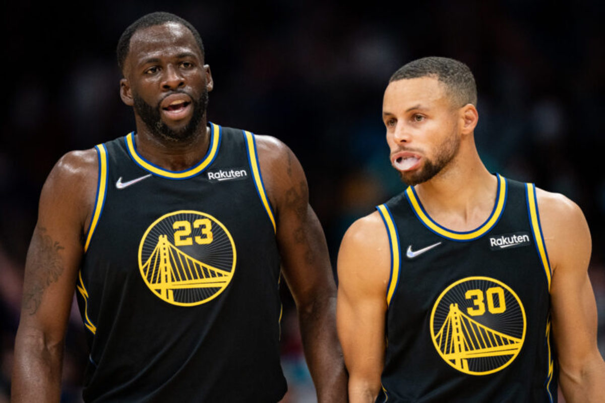 Steph Curry Reacts to Draymond Green Announcing Return - Inside the Warriors