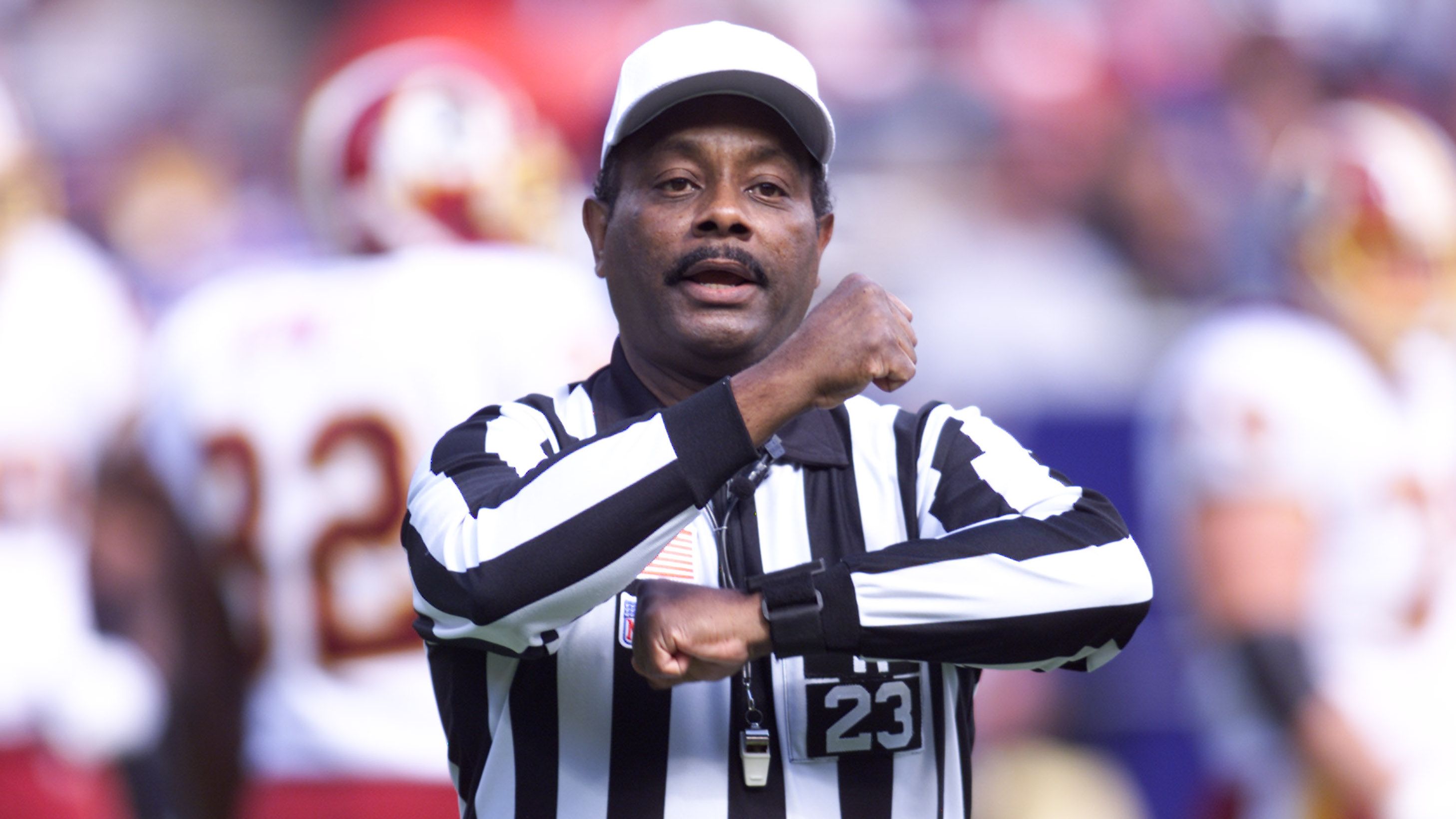 Johnny Grier, NFL's first Black referee, dies at age 74 - Vimarsana News