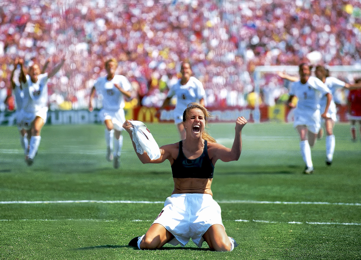 FIFA World Cup Final: Brandi Chastain after scoring game-winning penalty kick vs China. Cover. Pasadena, CA 7/10/1999