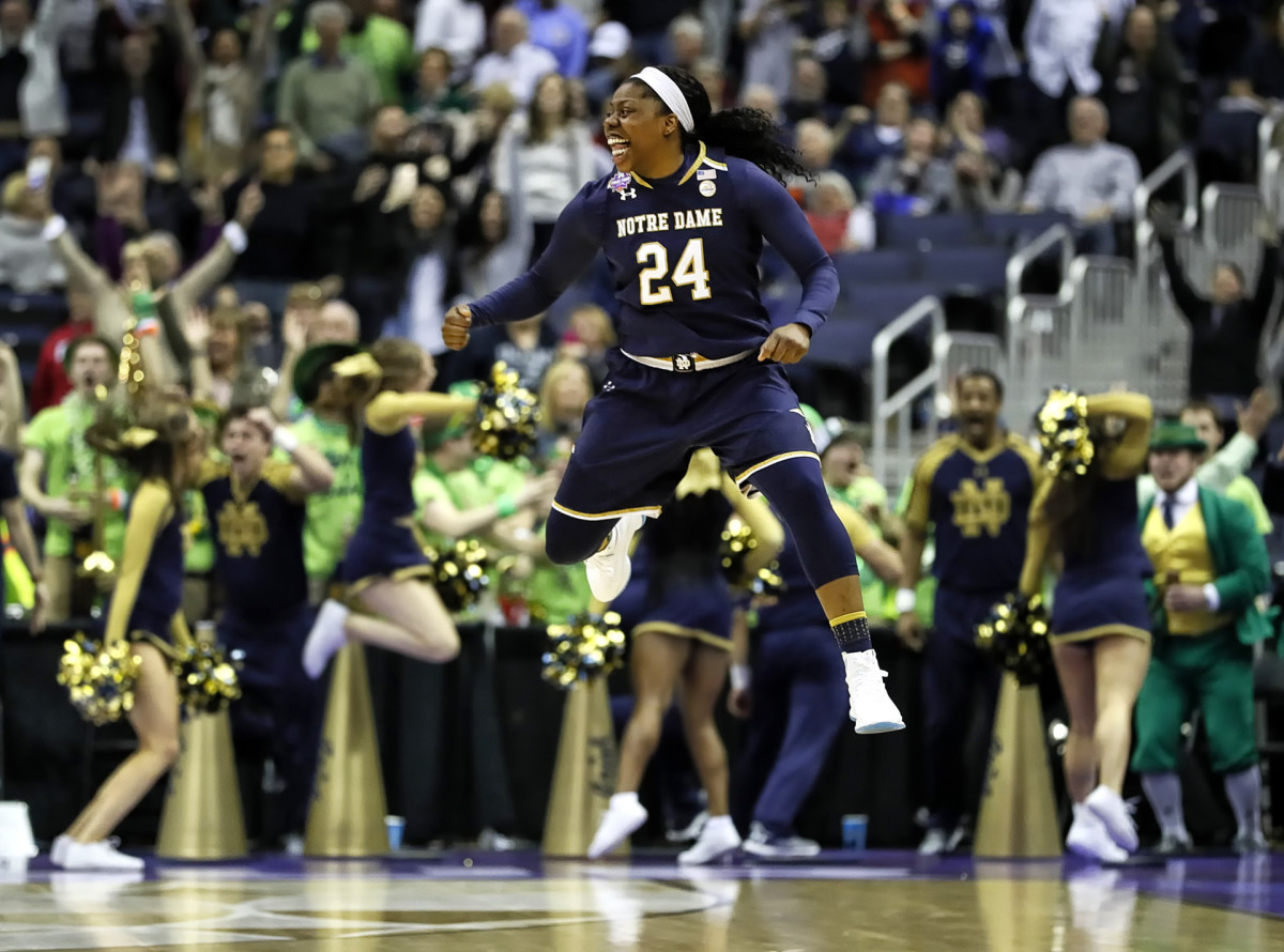 Arike Ogunbowale in NCAA 2018 Women’s Basketball Final Four UConn vs. Notre Dame
