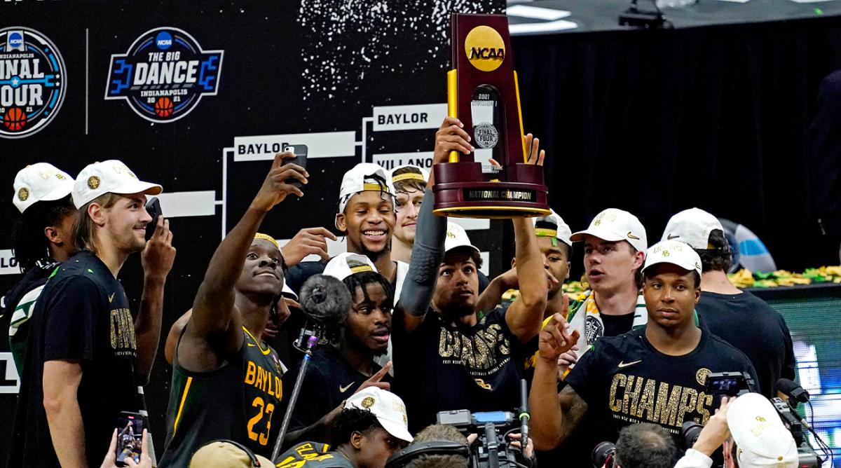 Apr 5, 2021; Indianapolis, IN, USA; The Baylor Bears celebrate after beating the Gonzaga Bulldogs in the national championship game during the Final Four of the 2021 NCAA Tournament at Lucas Oil Stadium.