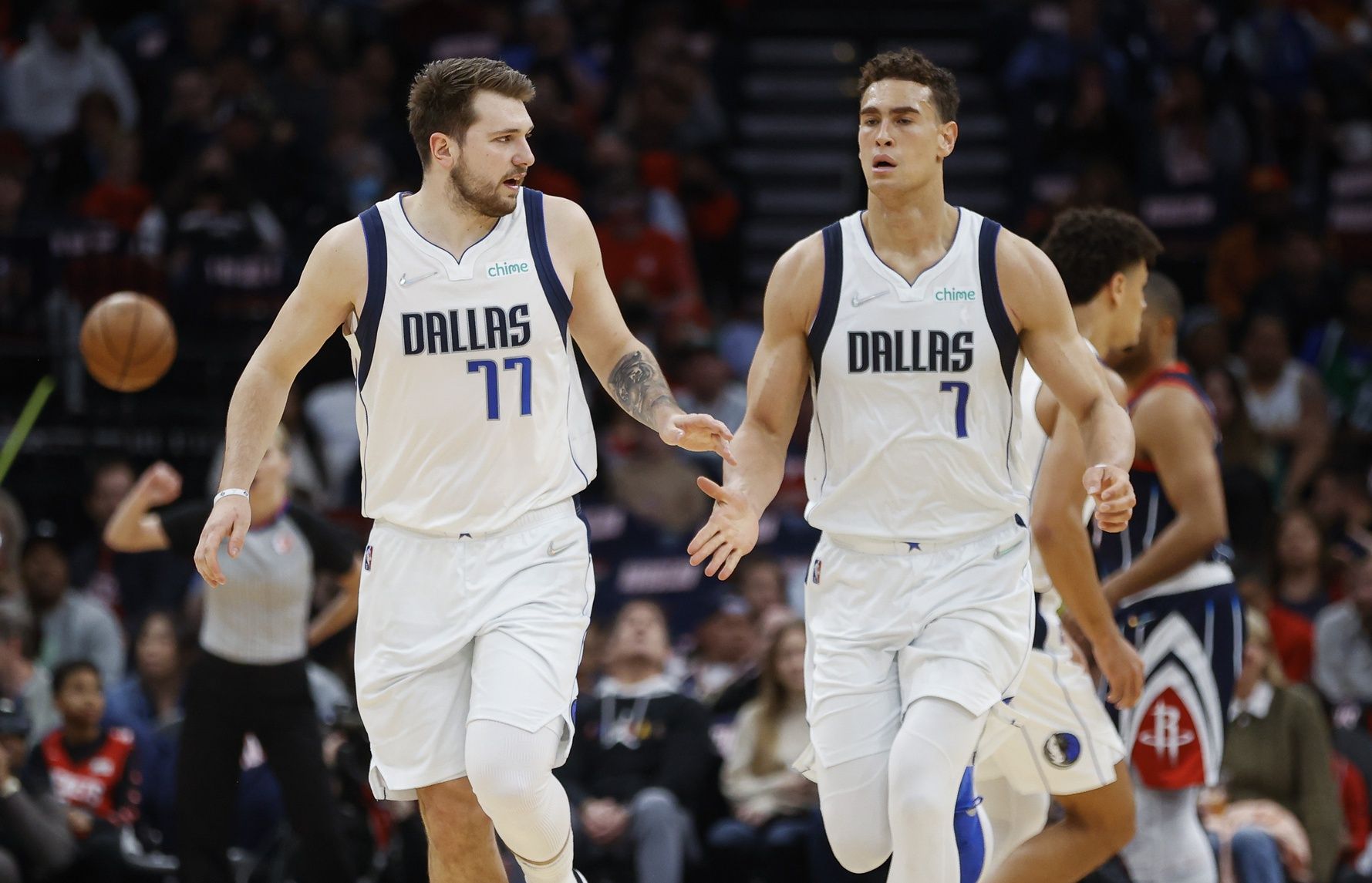Mavs Donuts: Dallas 'Excited & Ready' For Home Court in Playoffs; Will Luka Doncic Be Suspended? - Sports Illustrated Dallas Mavericks News, Analysis and More - Vimarsana News