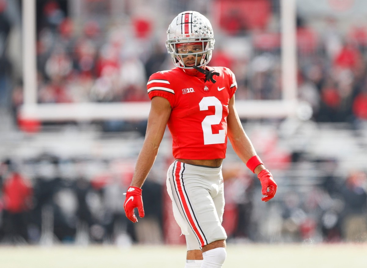 Ohio State WR Chris Olave lines up on offense