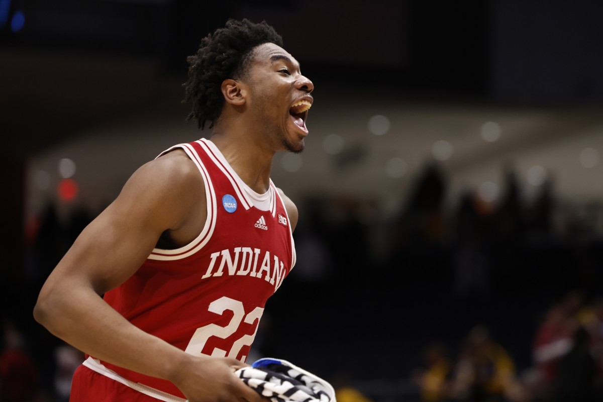 Indiana sophomore Jordan Geronimo shook off an ankle injury and scored 15 huge points on Tuesday night in the Hoosiers' win over Wyoming. (USA TODAY Sports)