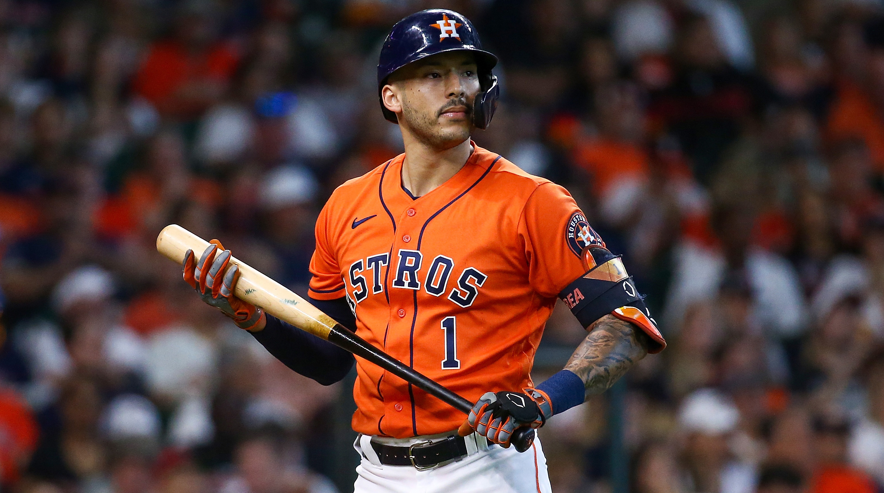 Carlos Correa to sign record-breaking deal with Twins - Sports Illustrated
