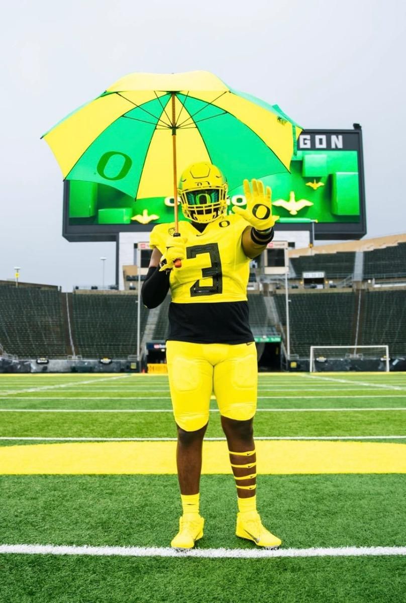 mykeil-gardner-oregon-umbrella