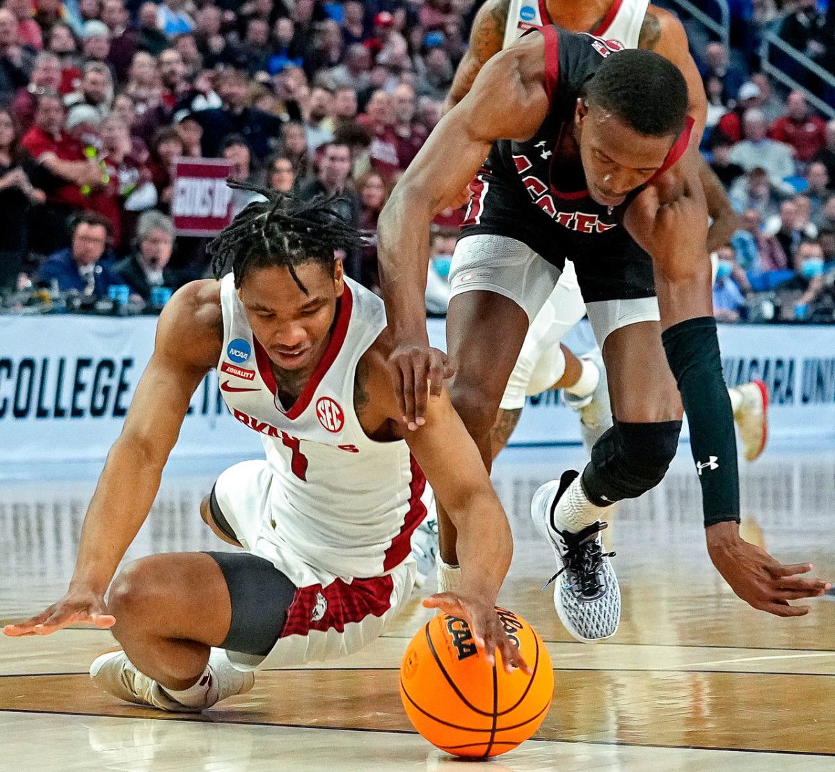 Razorback Guard JD Notae Takes Calculated Risk With NBA Draft Decision razorback-guard-jd-notae-takes-calculated-risk-with-nba-draft-decision