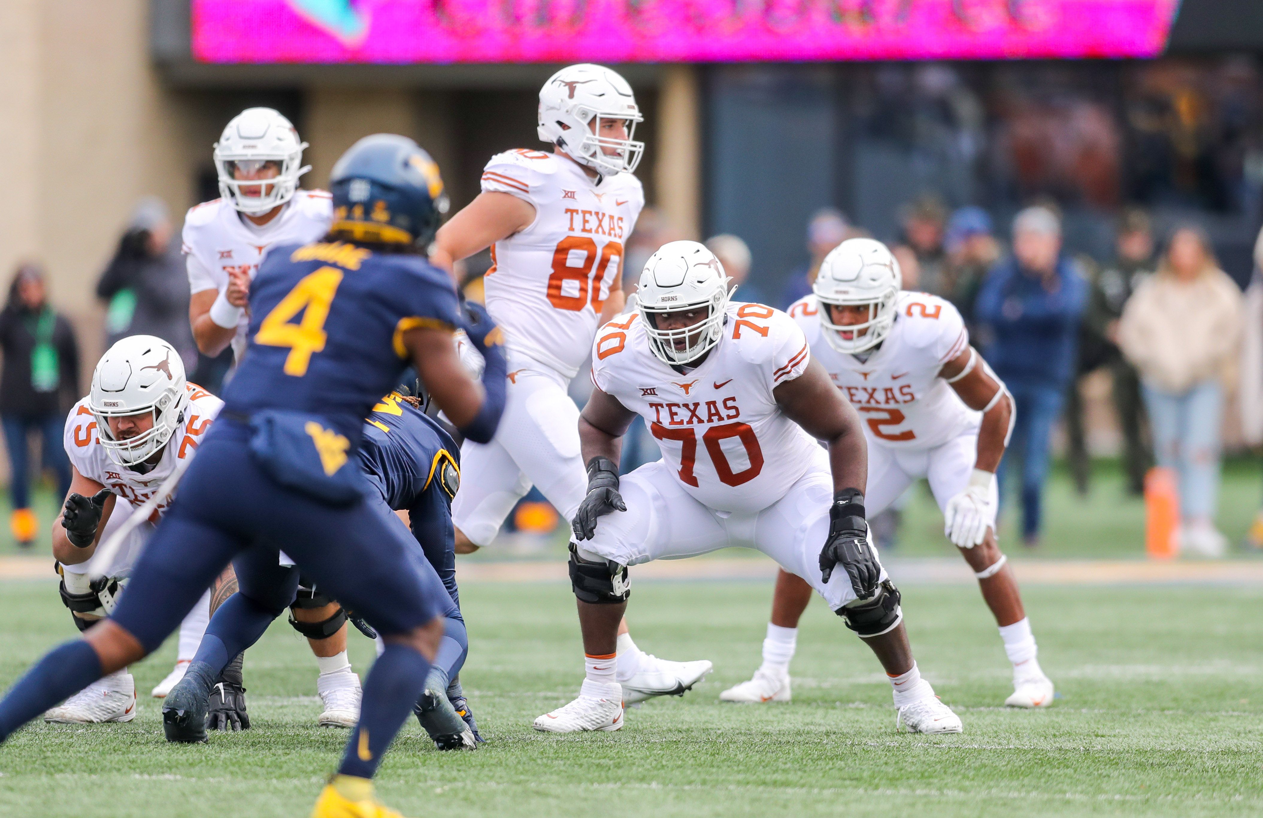 Texas Trenches Could Decide Longhorns Outlook In 2022 - Vimarsana News