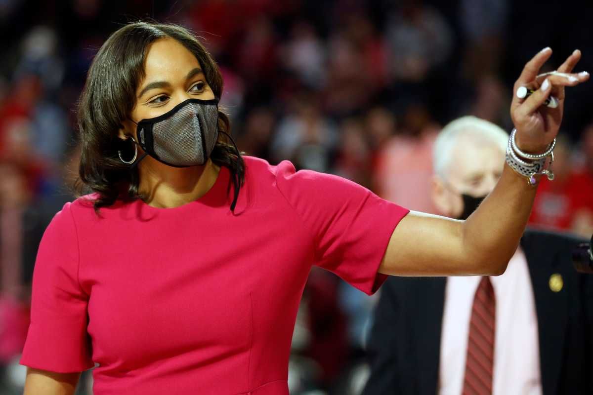 Aggies Coach Joni Taylor's 'Million-Dollar' Staff Question - Sports  Illustrated Texas A&M Aggies News, Analysis and More