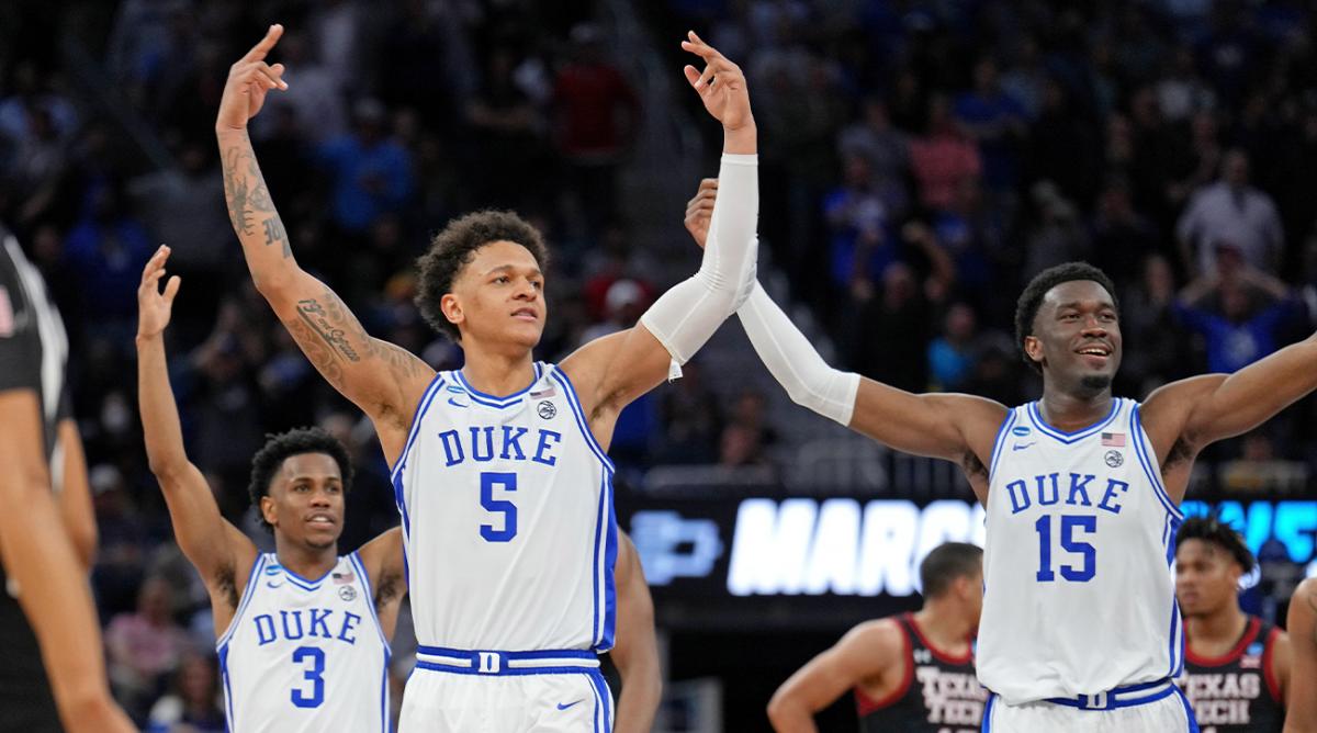 Mar 24, 2022; San Francisco, CA, USA; Duke Blue Devils guard Jeremy Roach (3) and forward Paolo Banchero (5) and center Mark Williams (15) reacts after a play against the Texas Tech Red Raiders during the second half in the semifinals of the West regional of the men’s college basketball NCAA Tournament at Chase Center. The Duke Blue Devils won 78-73.