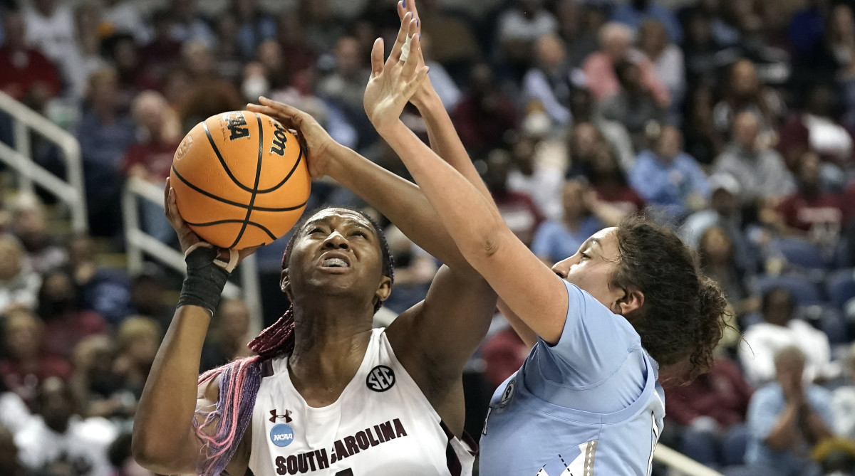 South Carolina forward Aliyah Boston (4) shoots against North Carolina forward Alexandra Zelaya (0) during the second half of a college basketball game in the Sweet 16 round of the NCAA women’s tournament in Greensboro, N.C.