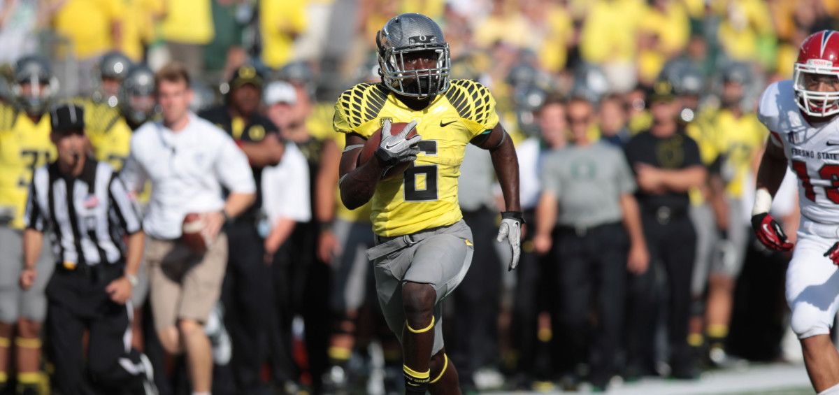 Oregon Ducks Football Alum De'Anthony Thomas to Work Out at Pro Day Chase for NFL Return - Sports Illustrated Oregon Ducks News, Analysis and More - Vimarsana News