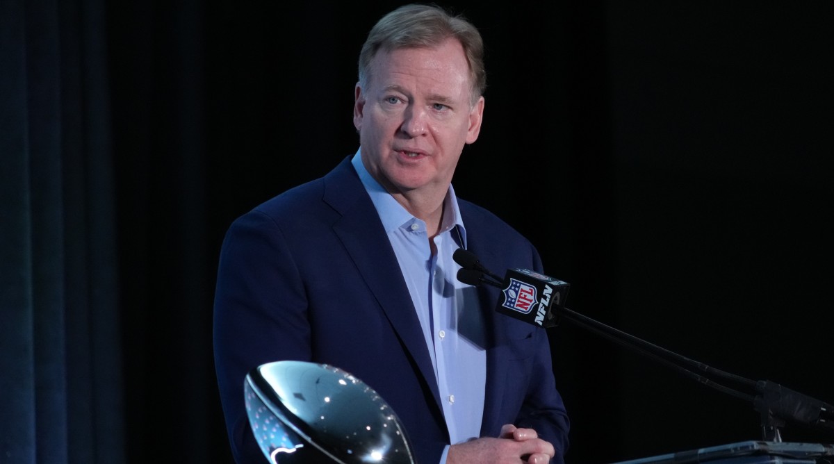 Roger Goodell persuaded NFL owners to change the kickoff rule.