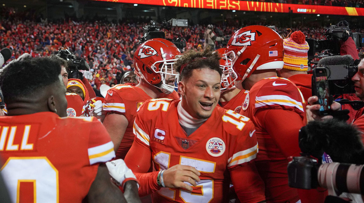 nfl-chiefs-mahomes-overtime-win