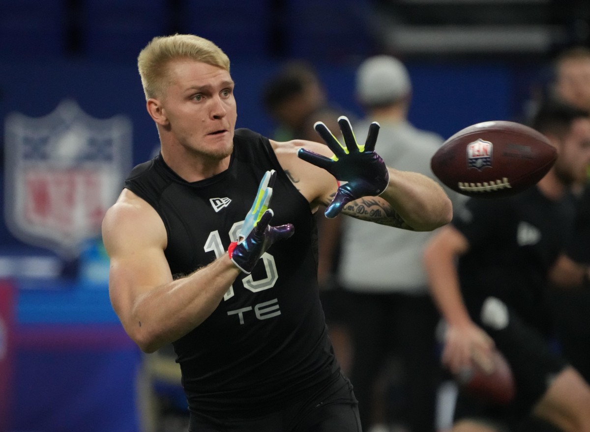 Mar 3, 2022; Indianapolis, IN, USA; Colorado State tight end Trey Mcbride (TE13) goes through drills during the 2022 NFL Scouting Combine at Lucas Oil Stadium. Mandatory Credit: Kirby Lee-USA TODAY Sports