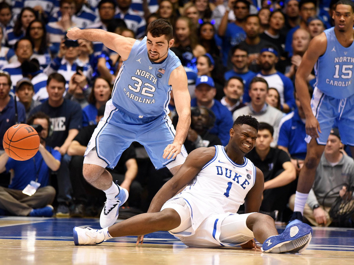 Zion Williamson’s shoe breaks vs UNC