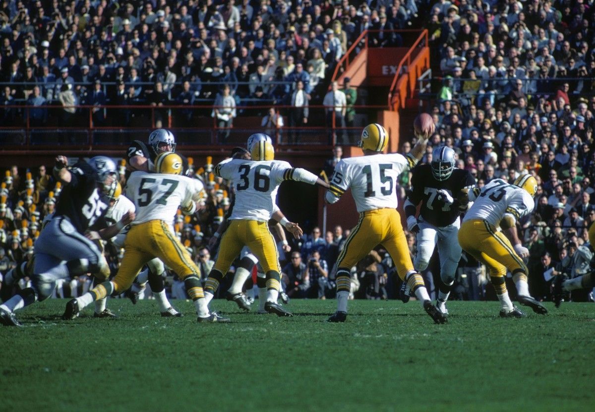 Ike Lassiter was one of the Raiders feared eleven angry men - Sports Illustrated Las Vegas Raiders News, Analysis and More - Vimarsana News