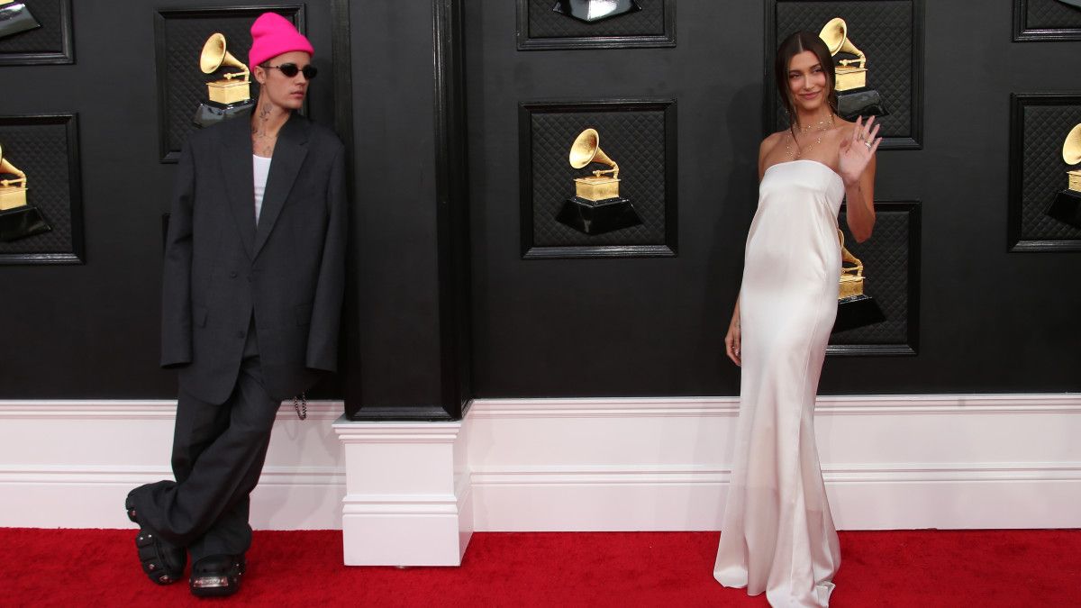 Justin Bieber Grammys suit Twitter reaction - Sports Illustrated - Vimarsana News