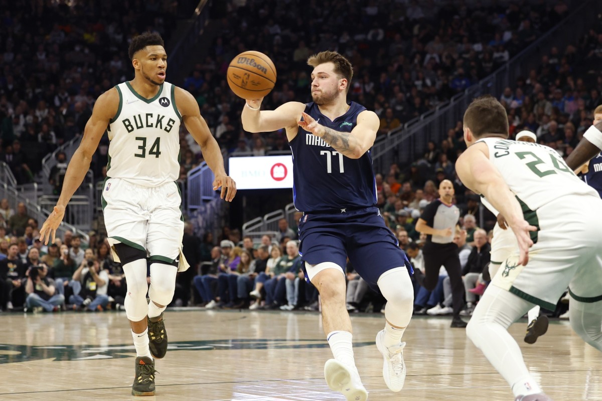 Luka Doncic Enters 'Jordan Year': How Does Mavs Star Compare to the GOAT? -  Sports Illustrated Dallas Mavericks News, Analysis and More