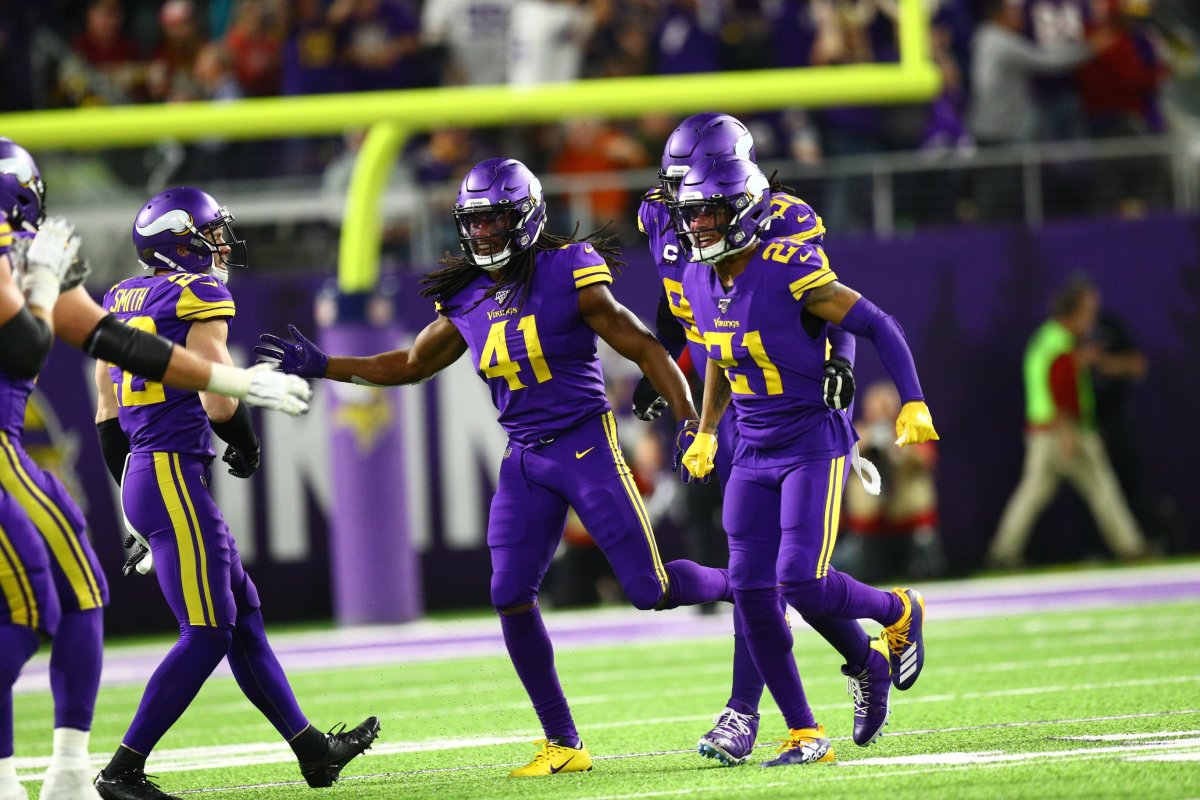 Vikings win snoozer over Washington to improve to 6-2 - Sports Illustrated  Minnesota Sports, News, Analysis, and More