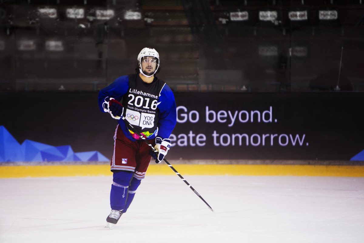 Wild dives into free agency, signing Mats Zuccarello to 5year contract