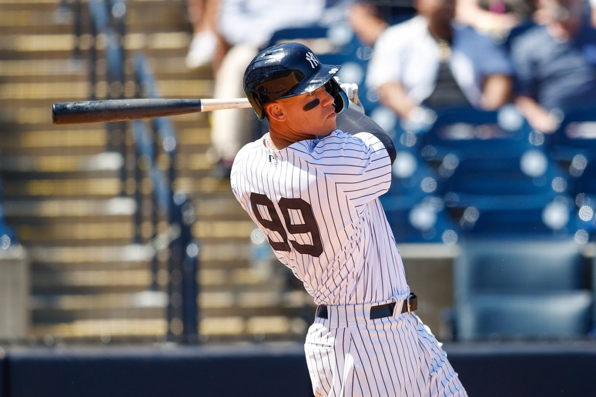 Yankees RF Aaron Judge hits home run in spring training