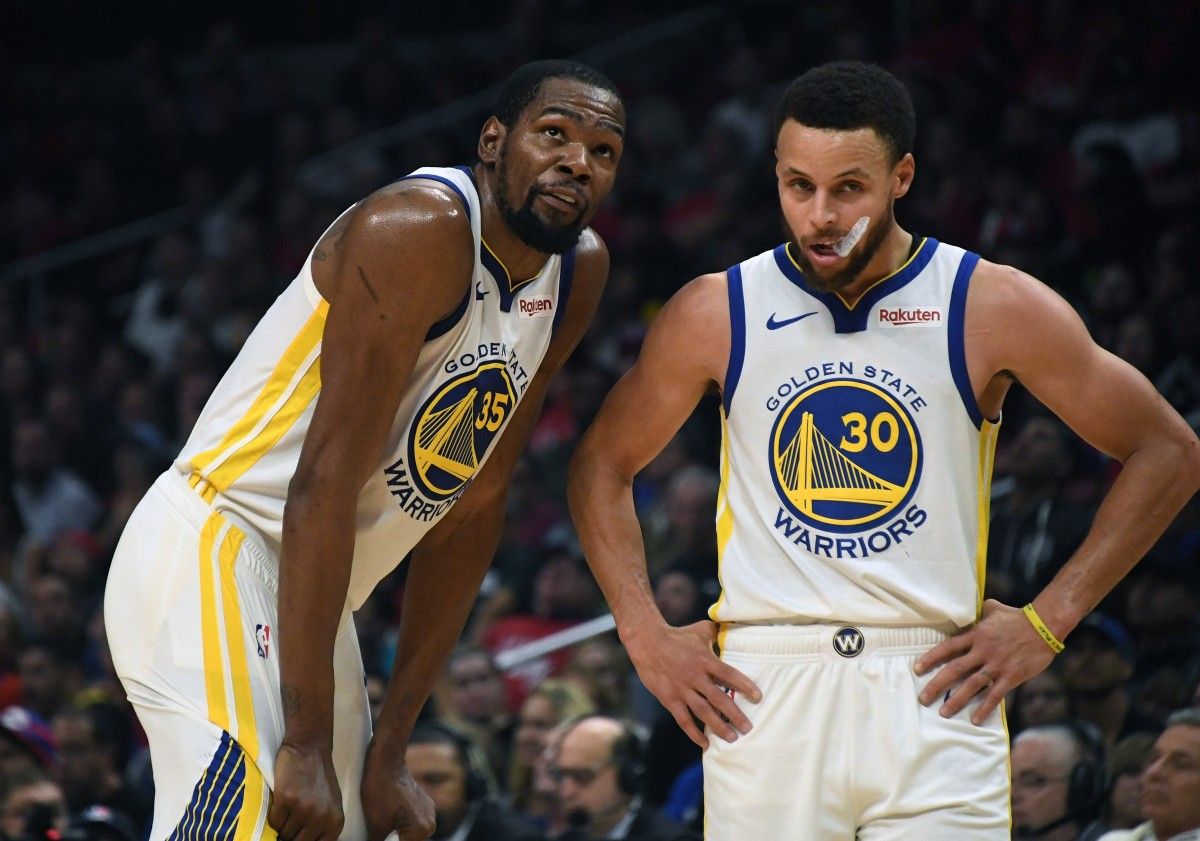 WATCH: Warriors Post Old Clip Of Steph Curry's Ridiculous Pass To Kevin Durant - Vimarsana News