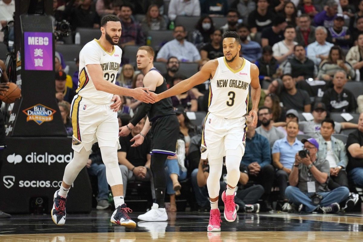 CJ McCollum and Larry Nance Jr.