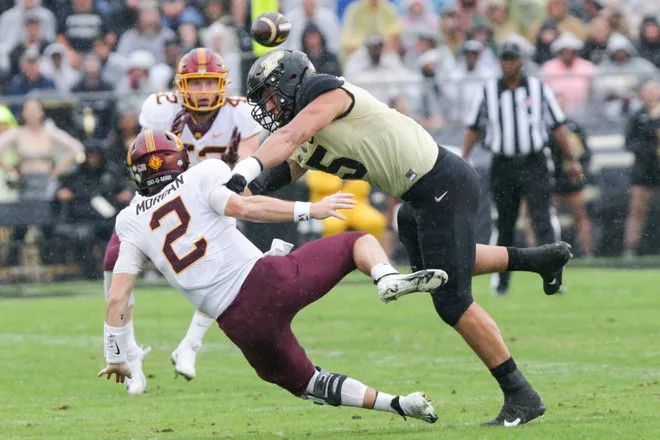 Ravens Select George Karlaftis in Latest Mock Draft - Vimarsana News