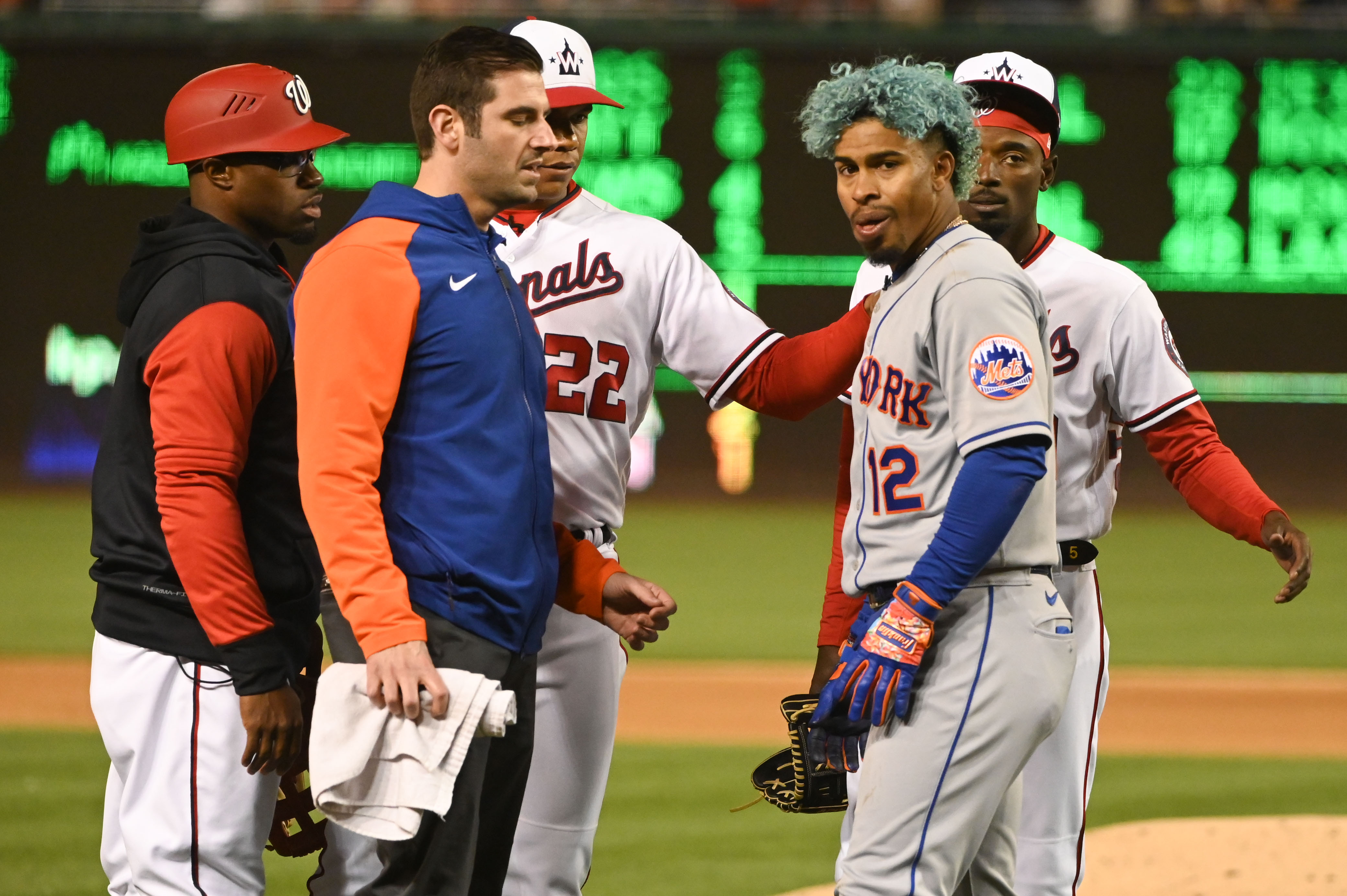 Francisco Lindor Exits Game After Scary Hit By Pitch, Benches Clear