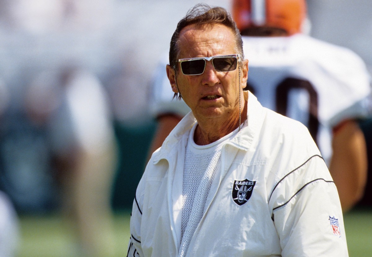 Legendary Las Vegas Raider Al Davis showed us in the past who he would have rooted for in Super Bowl LVIII.
