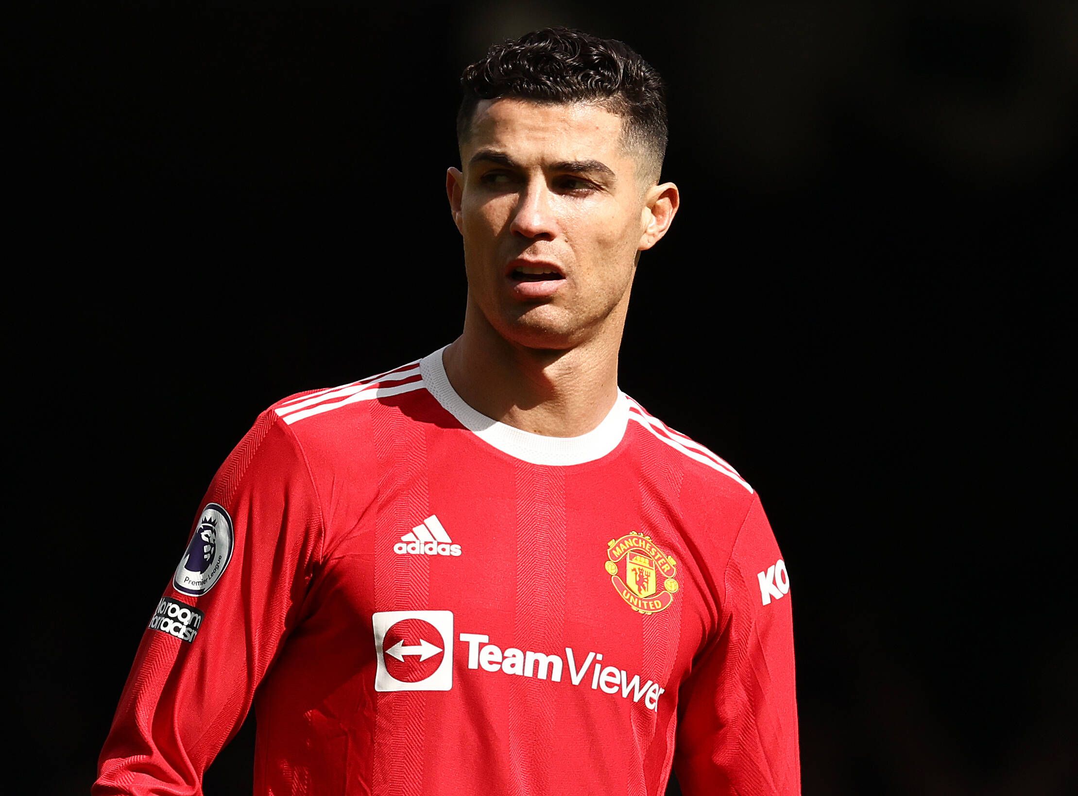 Cristiano Ronaldo "assaulted" my son after Everton beat Man Utd - Vimarsana News